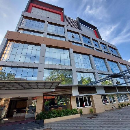 Hotel Sree Gokulam Apartments Guruvāyūr Dış mekan fotoğraf