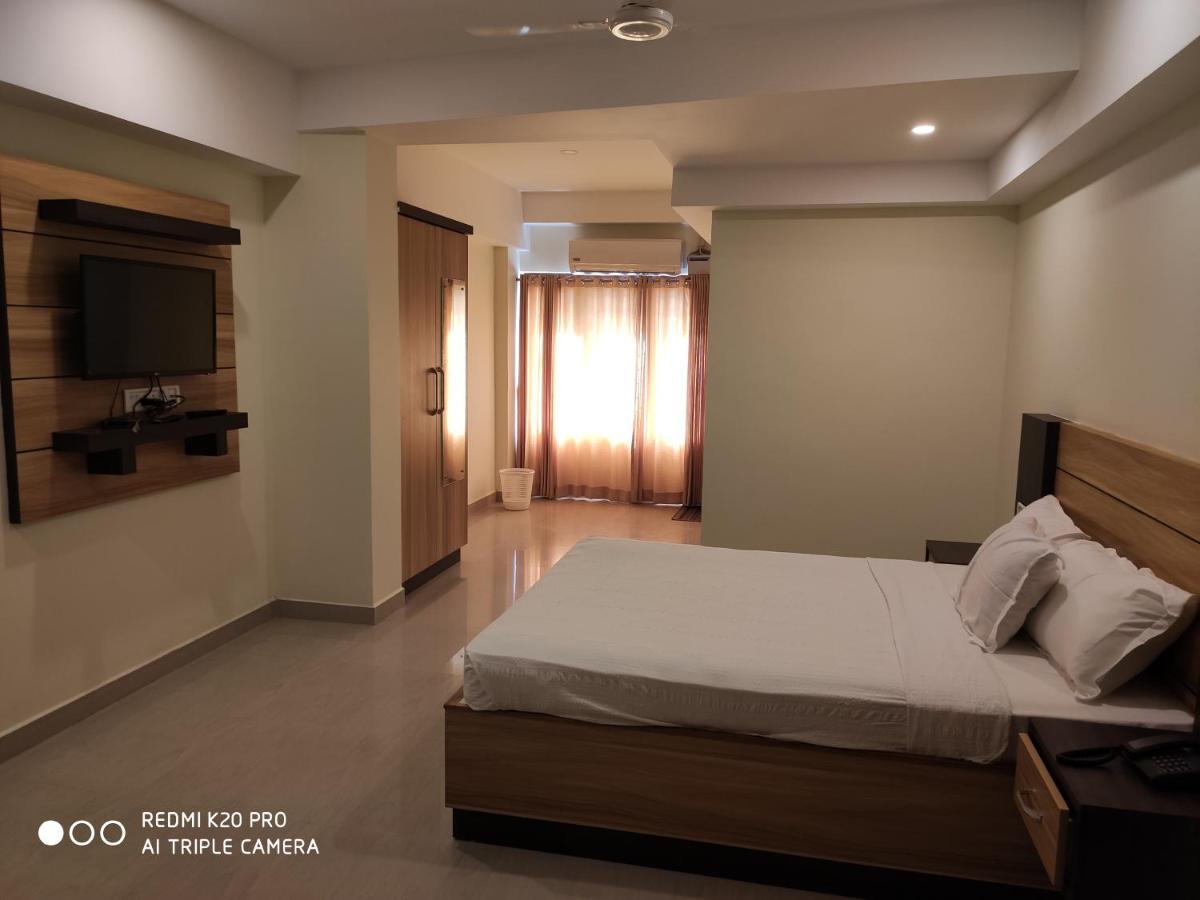 Hotel Sree Gokulam Apartments Guruvāyūr Dış mekan fotoğraf