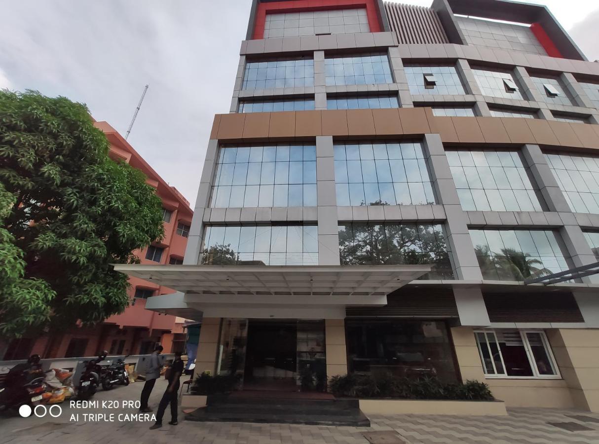 Hotel Sree Gokulam Apartments Guruvāyūr Dış mekan fotoğraf